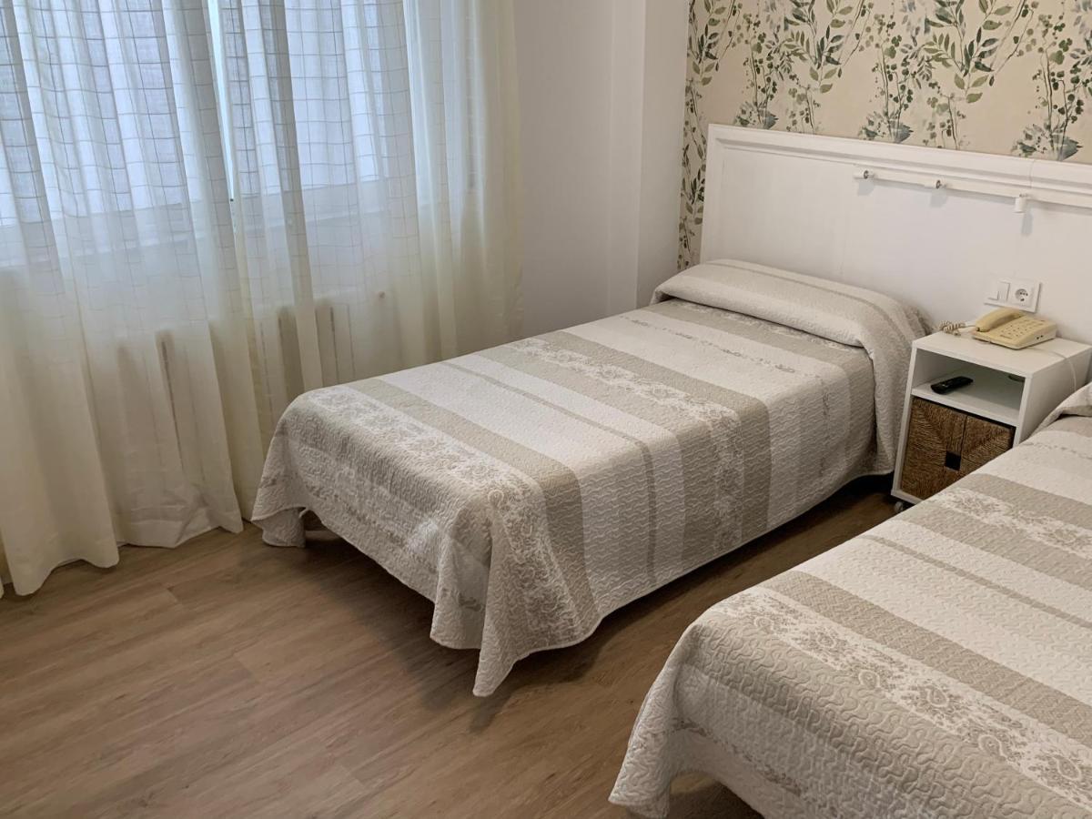 Hostal Linar A Coruna Exterior photo